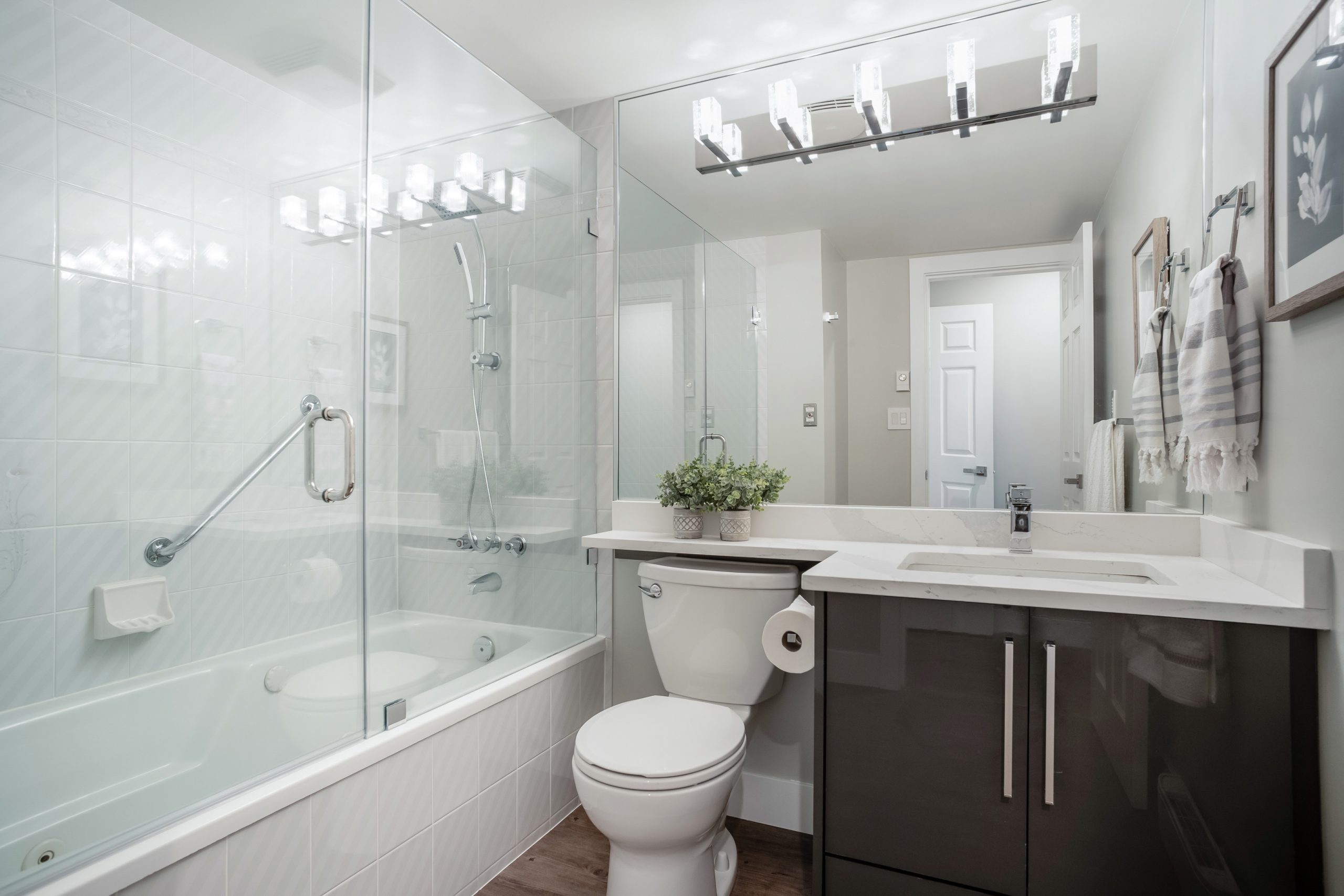 #201 - 3383 Capilano Crescent, North Vancouver 38