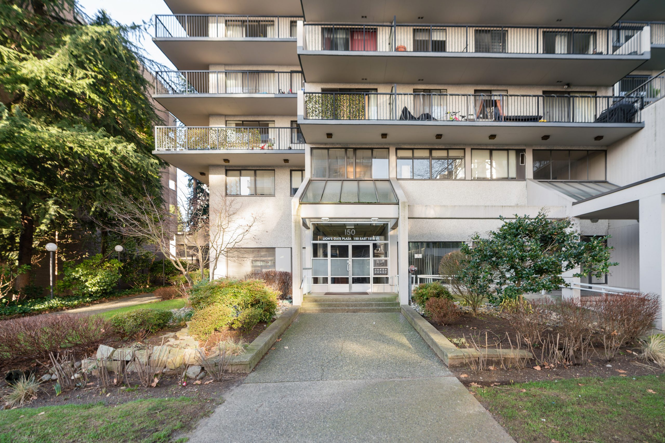 #1003 - 150 E 15th St, North Vancouver 37