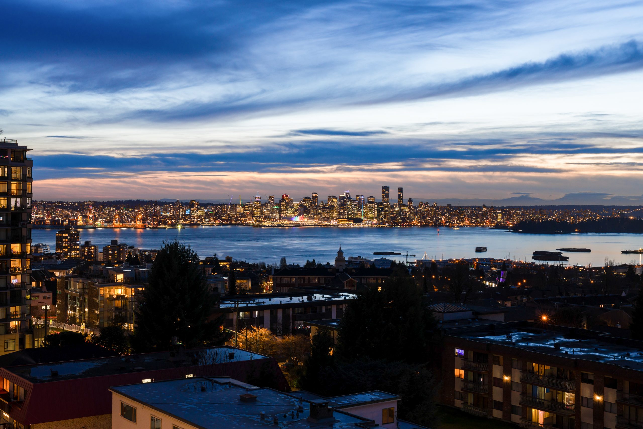 SOLD OVER ASKING!! #806 – 150 W 15th St, North Vancouver