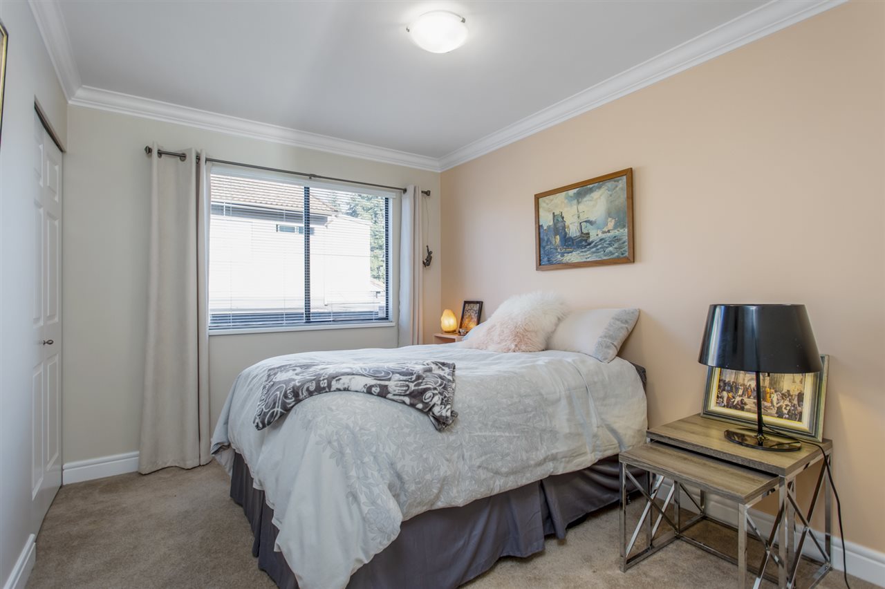 #1 - 226 E 10th St, North Vancouver 16