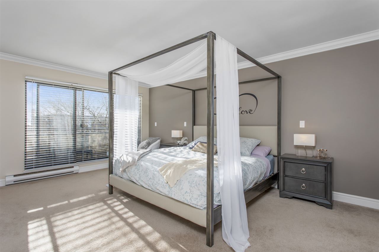 #1 - 226 E 10th St, North Vancouver 18