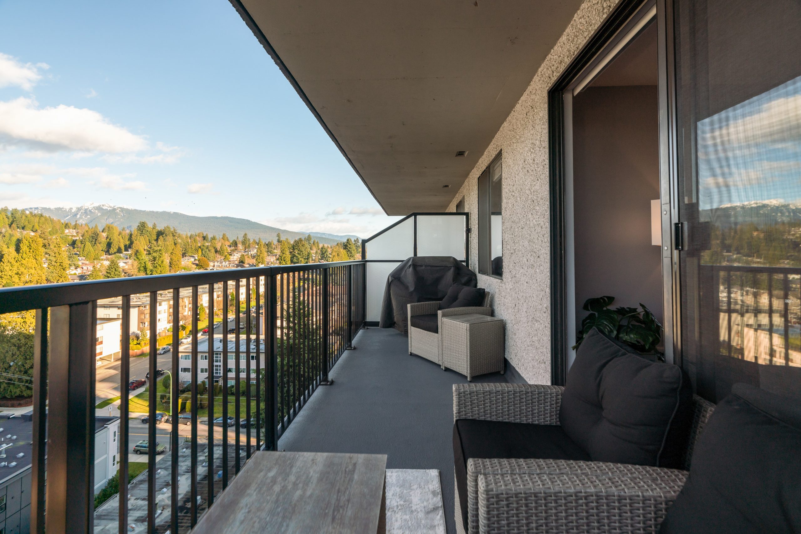 #1003 - 150 E 15th St, North Vancouver 32