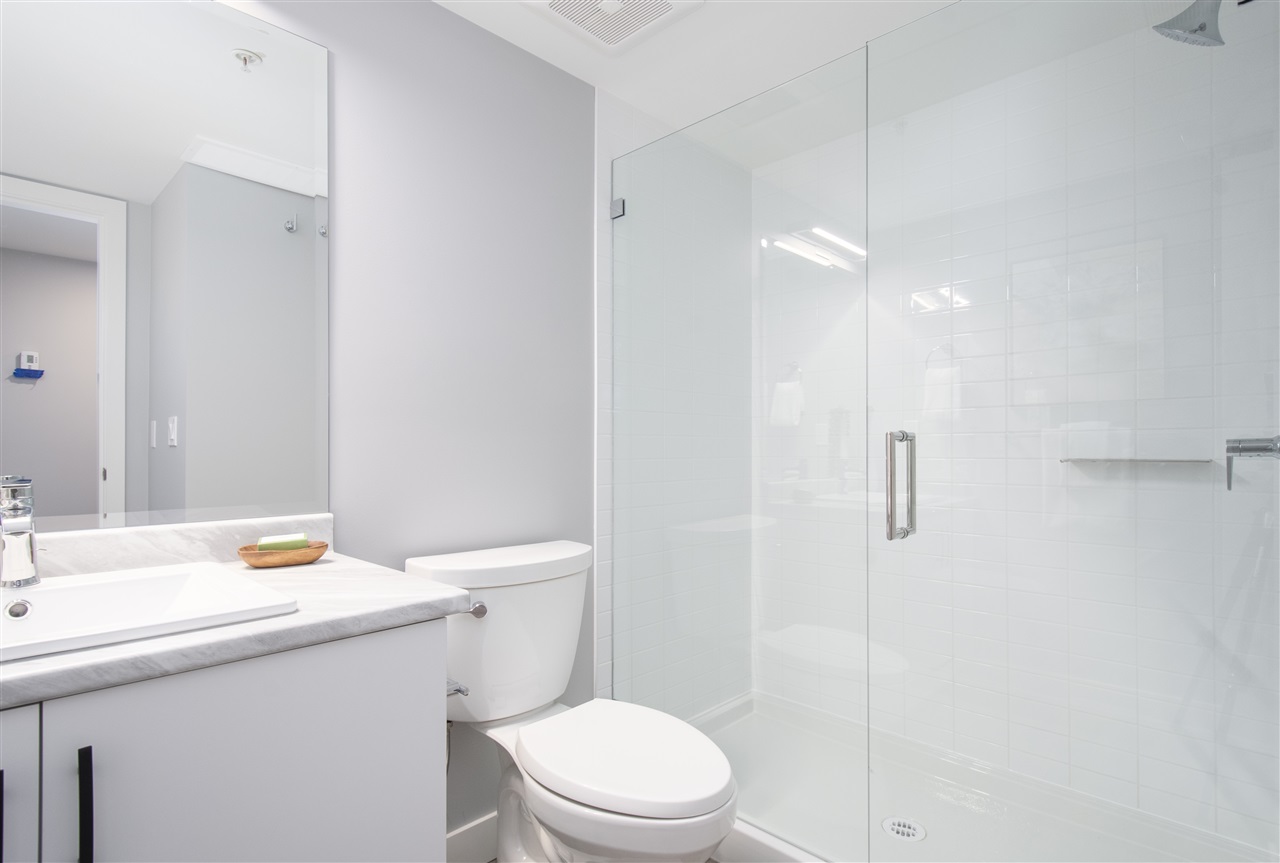 4676 Capilano Road, North Vancouver 24