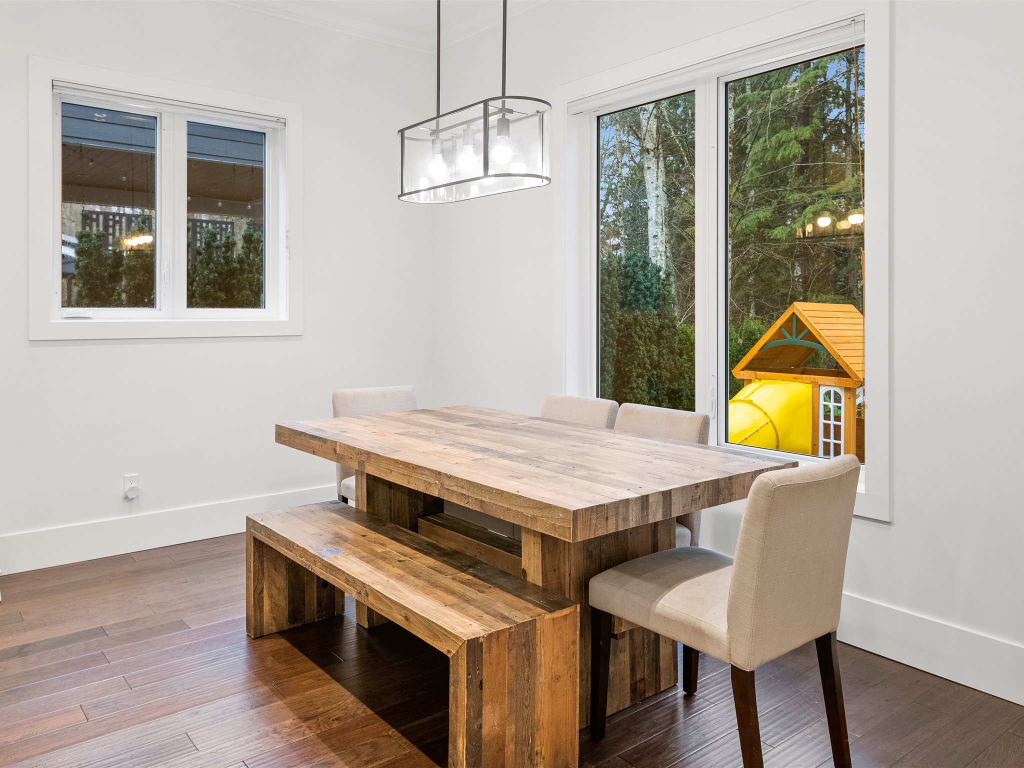 39229 Falcon Crescent, Squamish 8