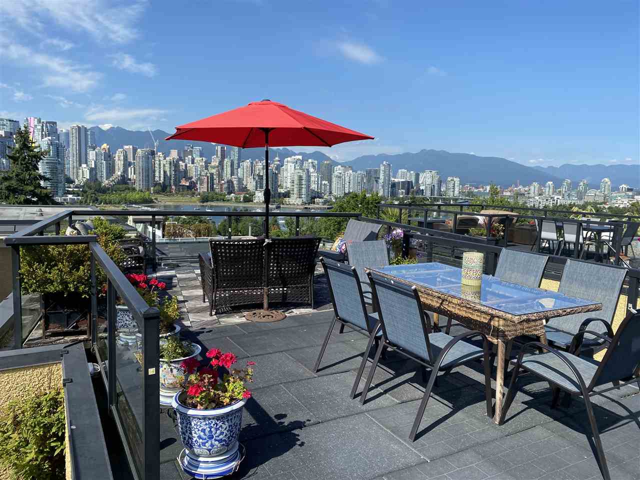 1021 W 8th Ave, Vancouver 22