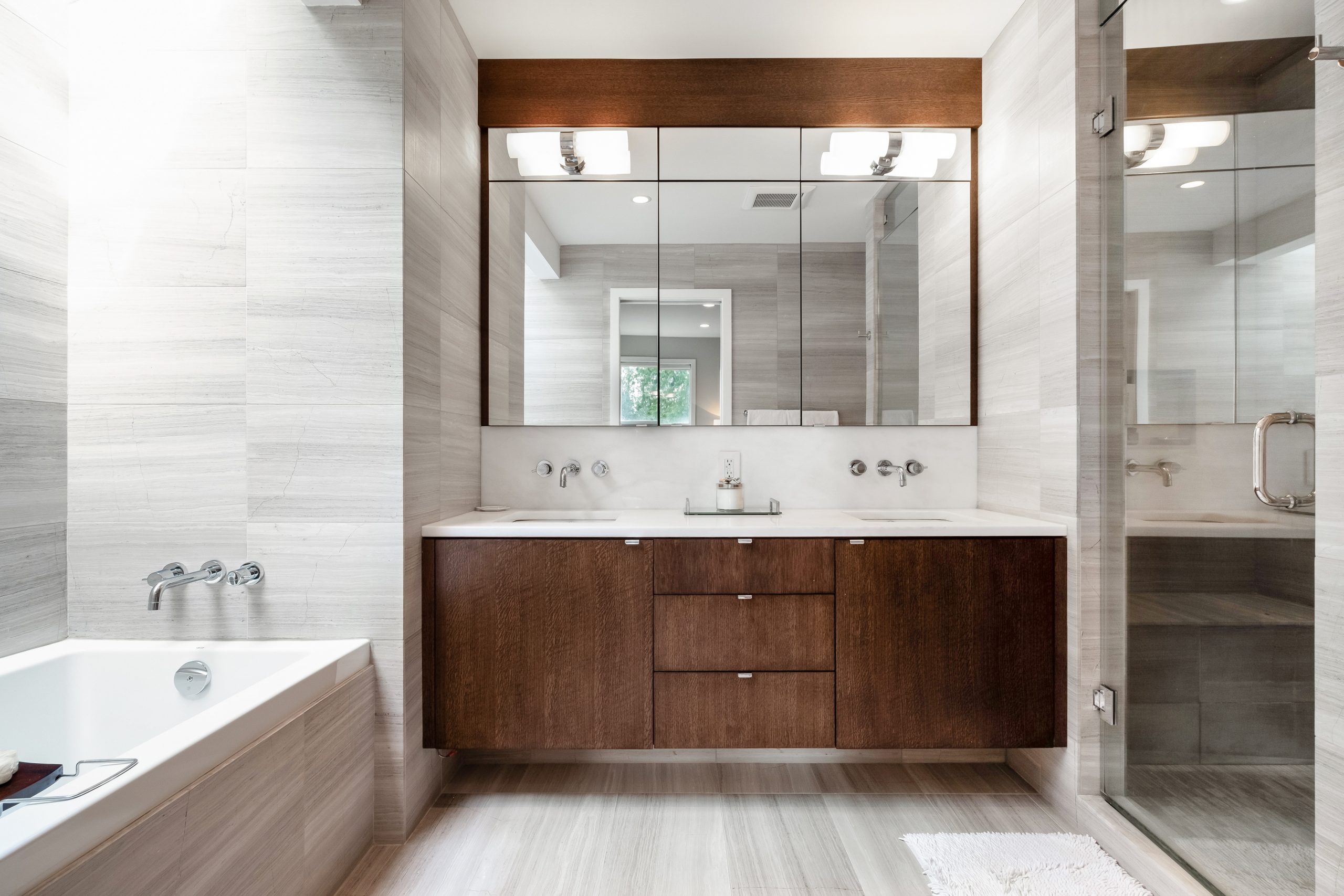 5505 Cliffridge Place, North Vancouver 36