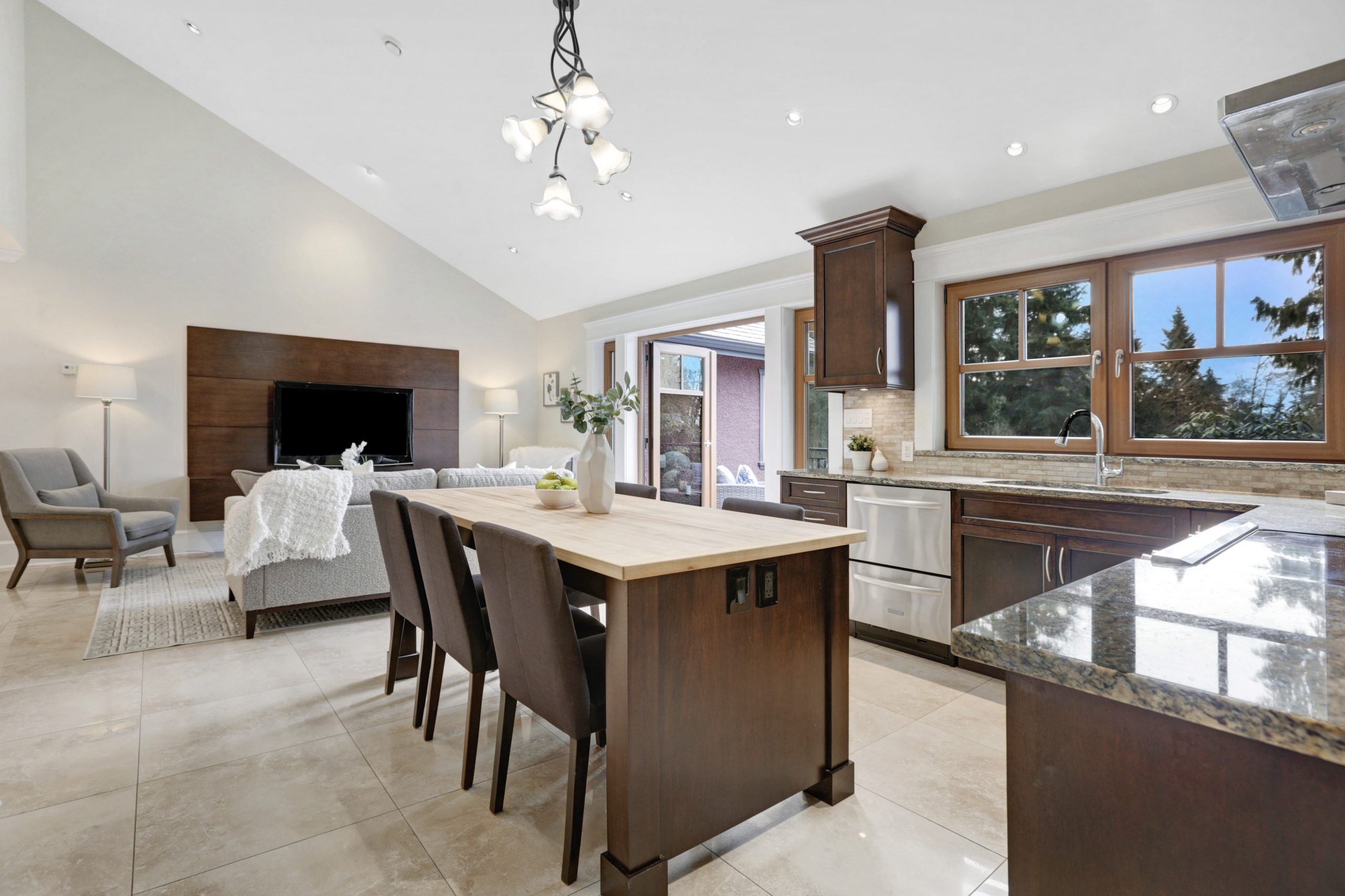 3083 Plymouth Drive, North Vancouver 21