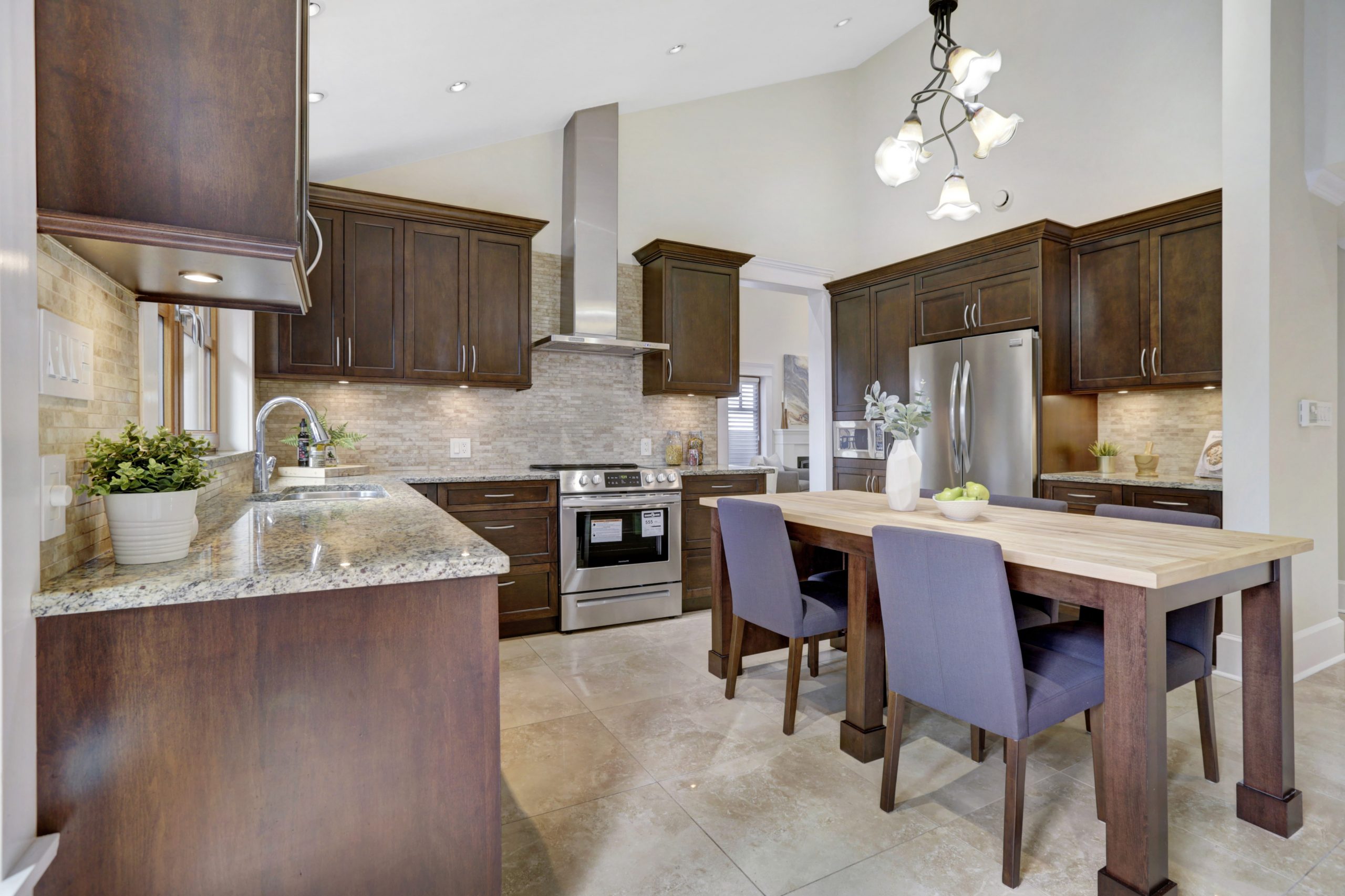3083 Plymouth Drive, North Vancouver 23
