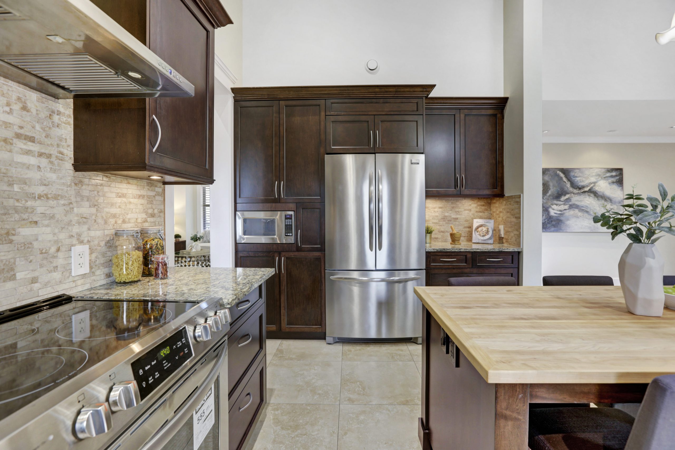 3083 Plymouth Drive, North Vancouver 25