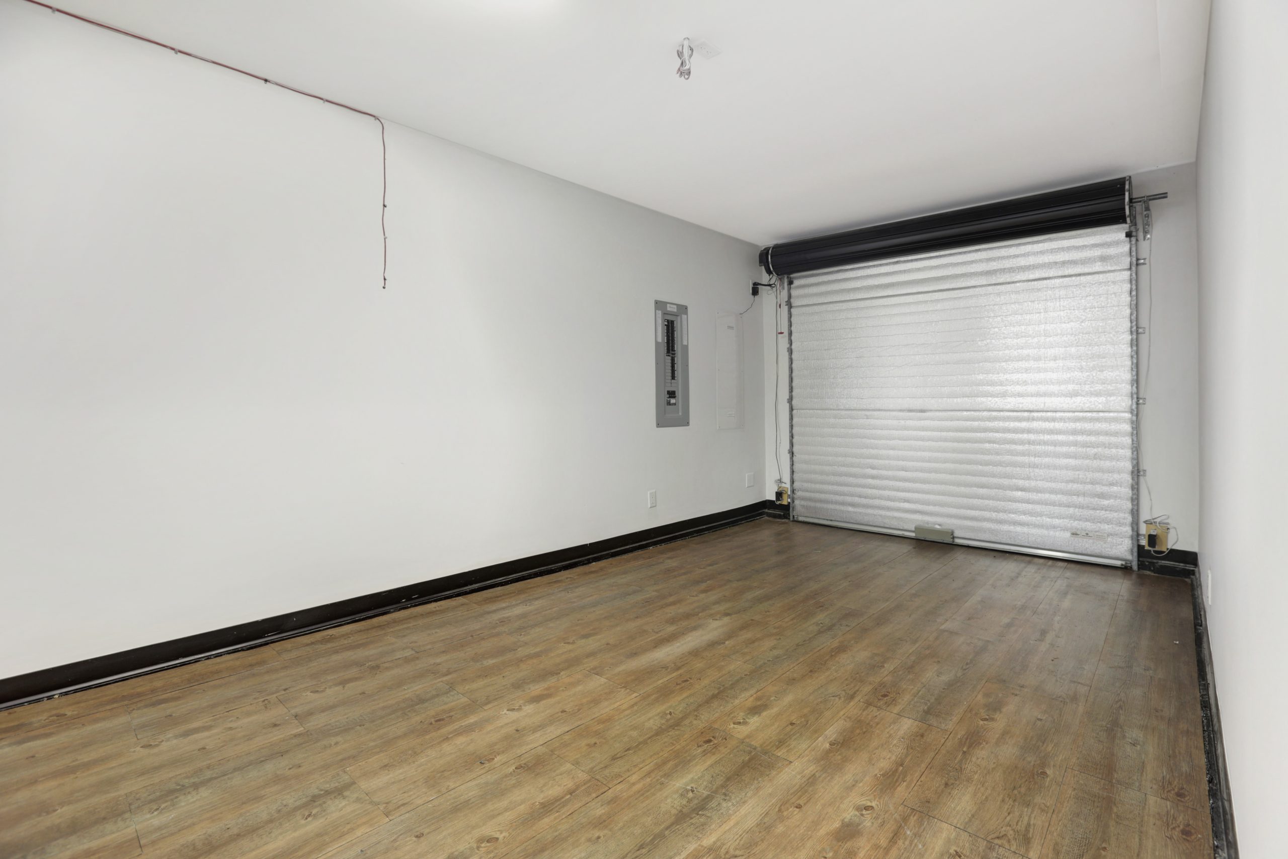 3083 Plymouth Drive, North Vancouver 35