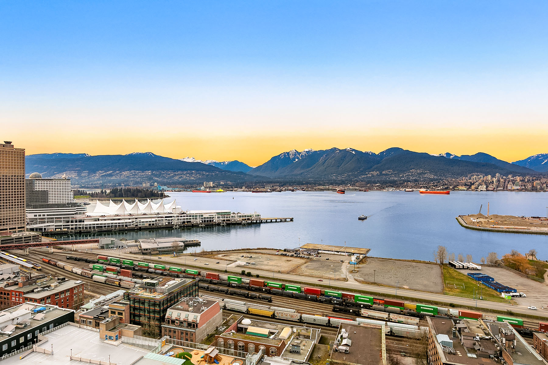 #2801 - 108 W Cordova Street, Vancouver 3