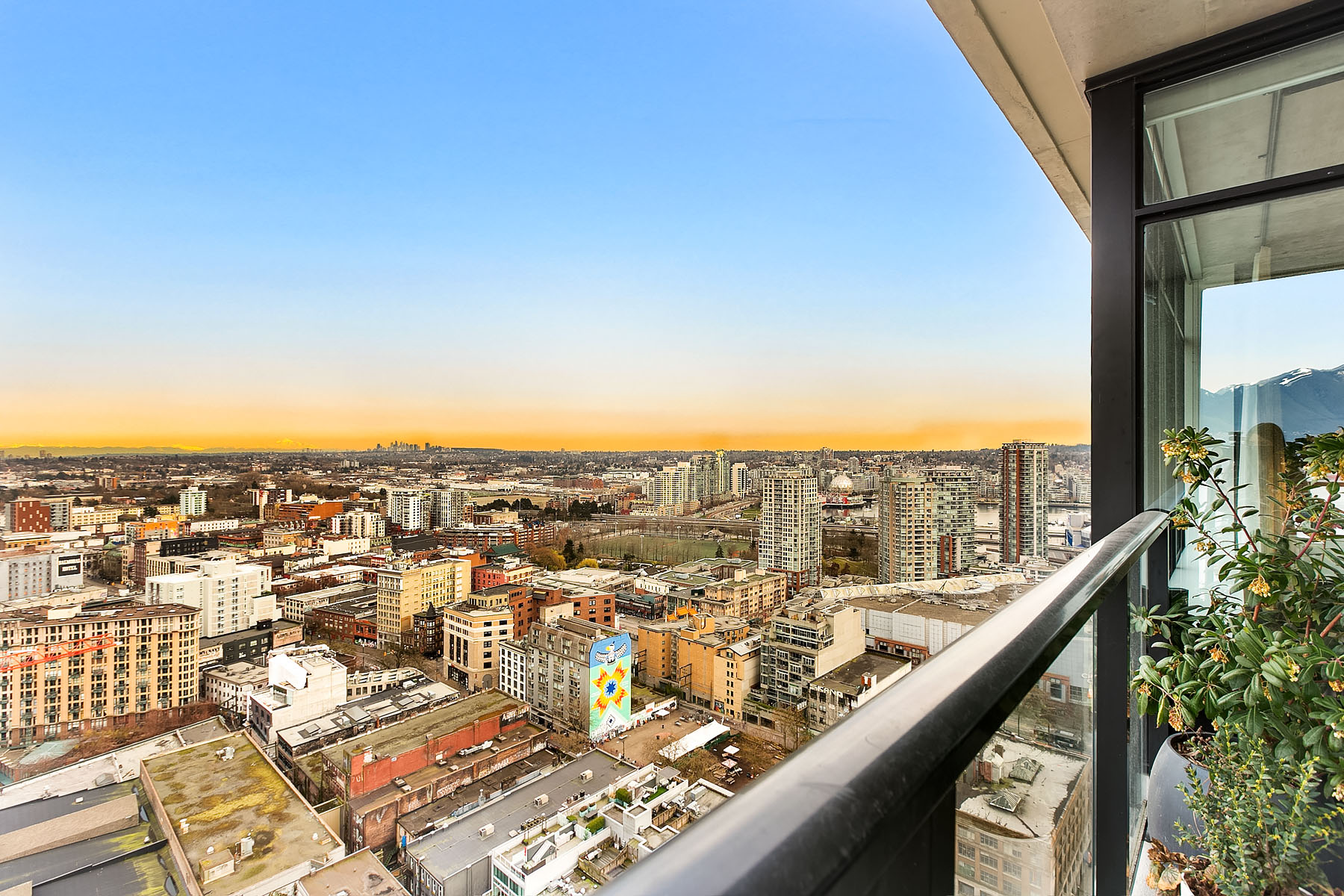 #2801 - 108 W Cordova Street, Vancouver 4
