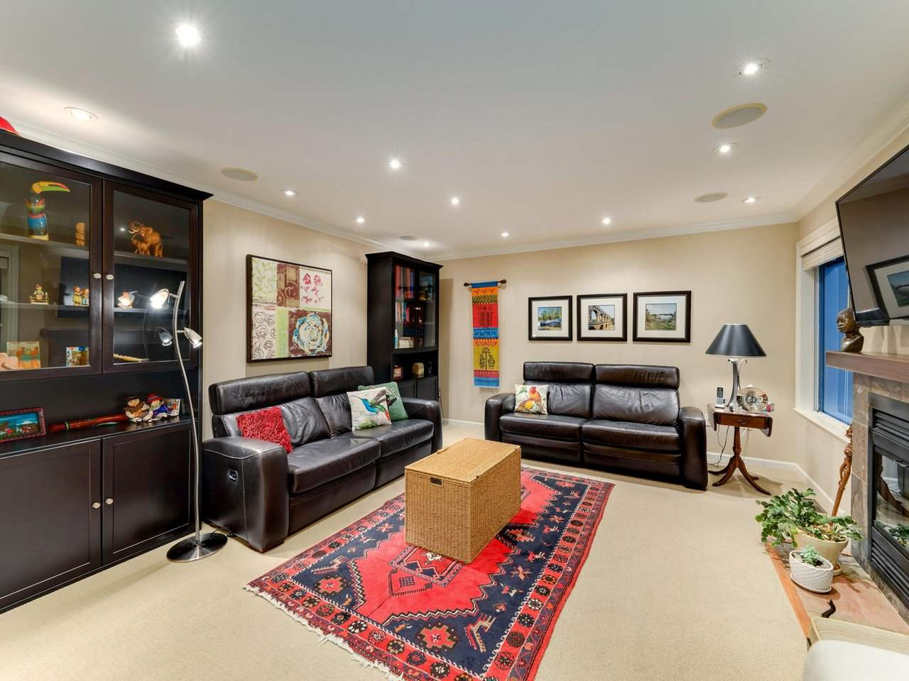 167 W St James Rd, North Vancouver 13
