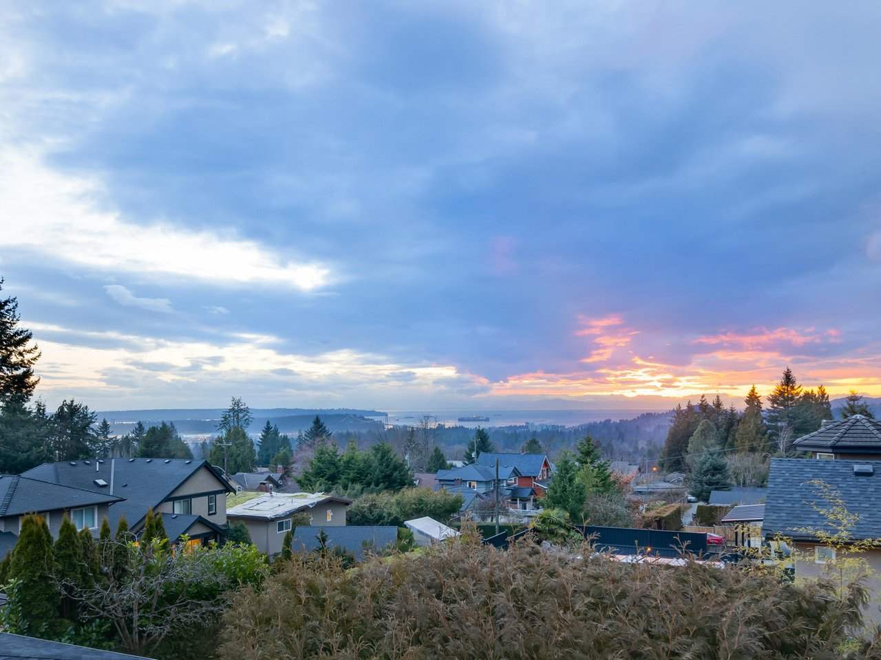 167 W St James Rd, North Vancouver 30