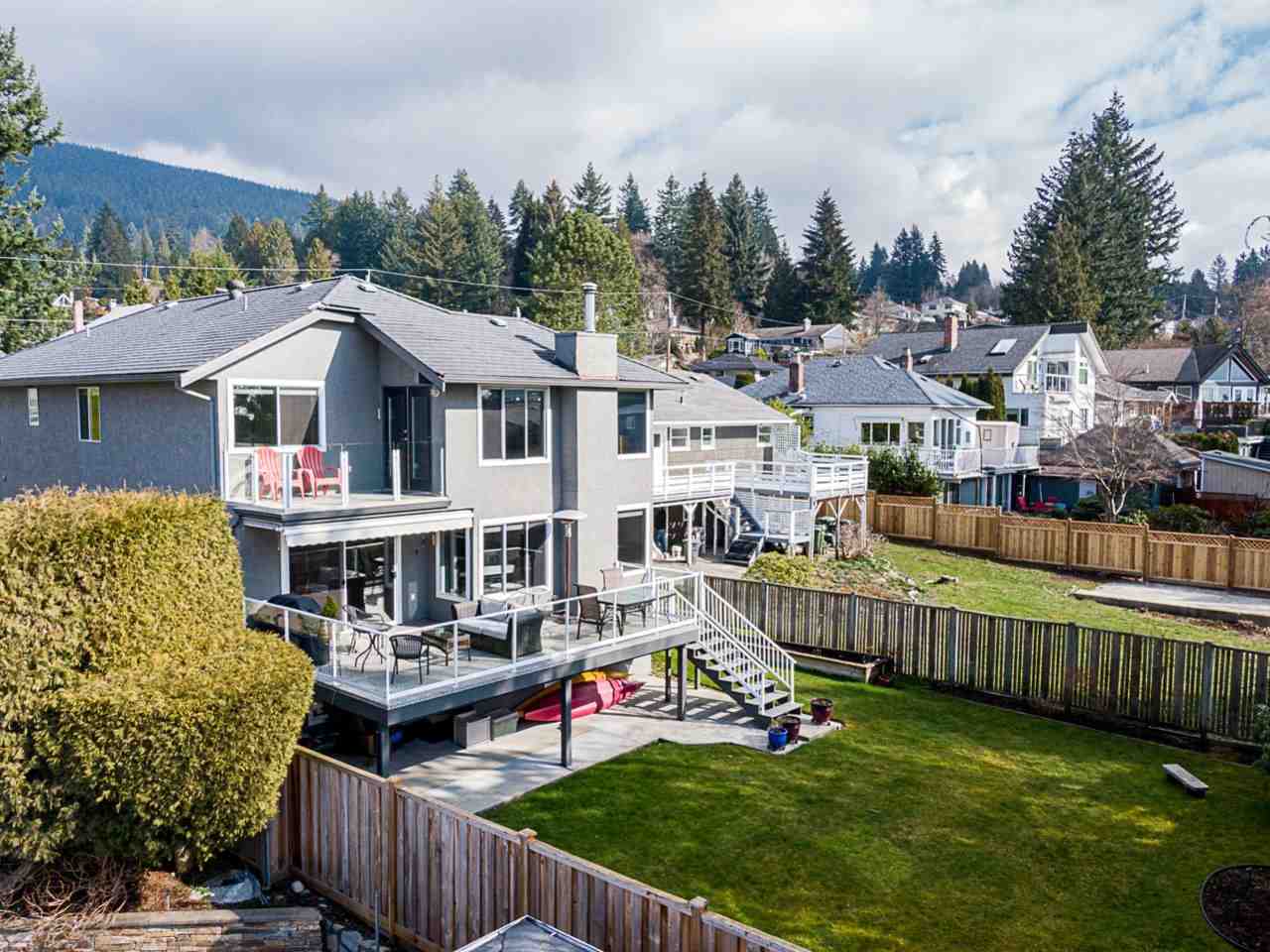 167 W St James Rd, North Vancouver 35