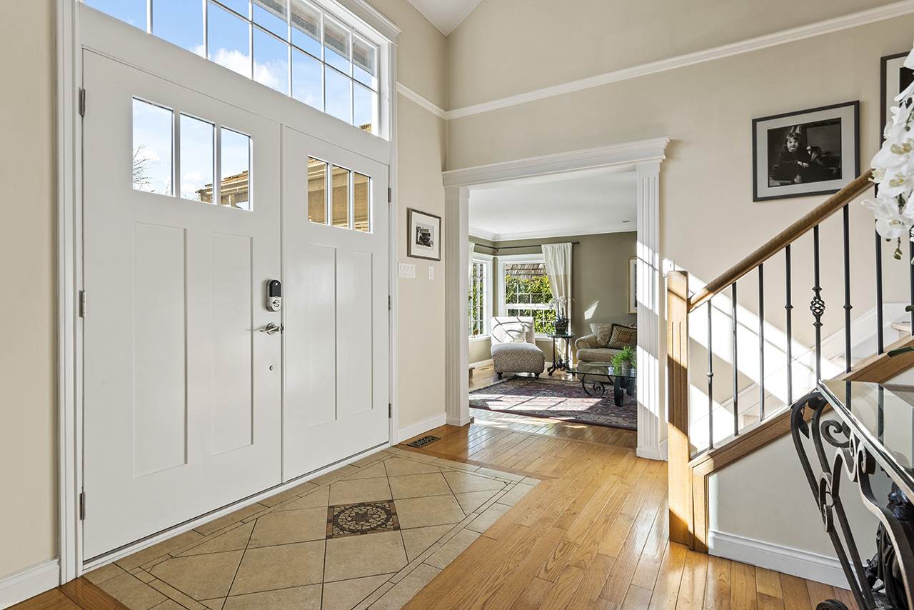 5533 Cliffridge Place, North Vancouver 12