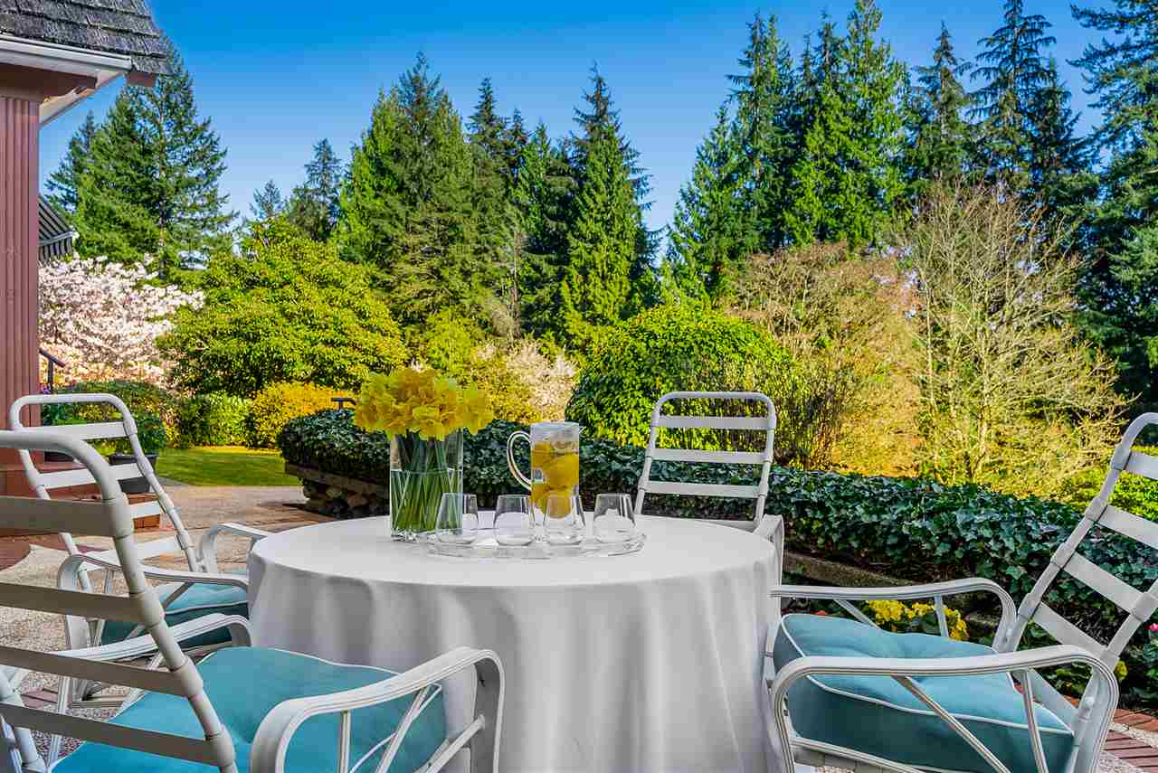 236 Onslow Place, West Vancouver 5