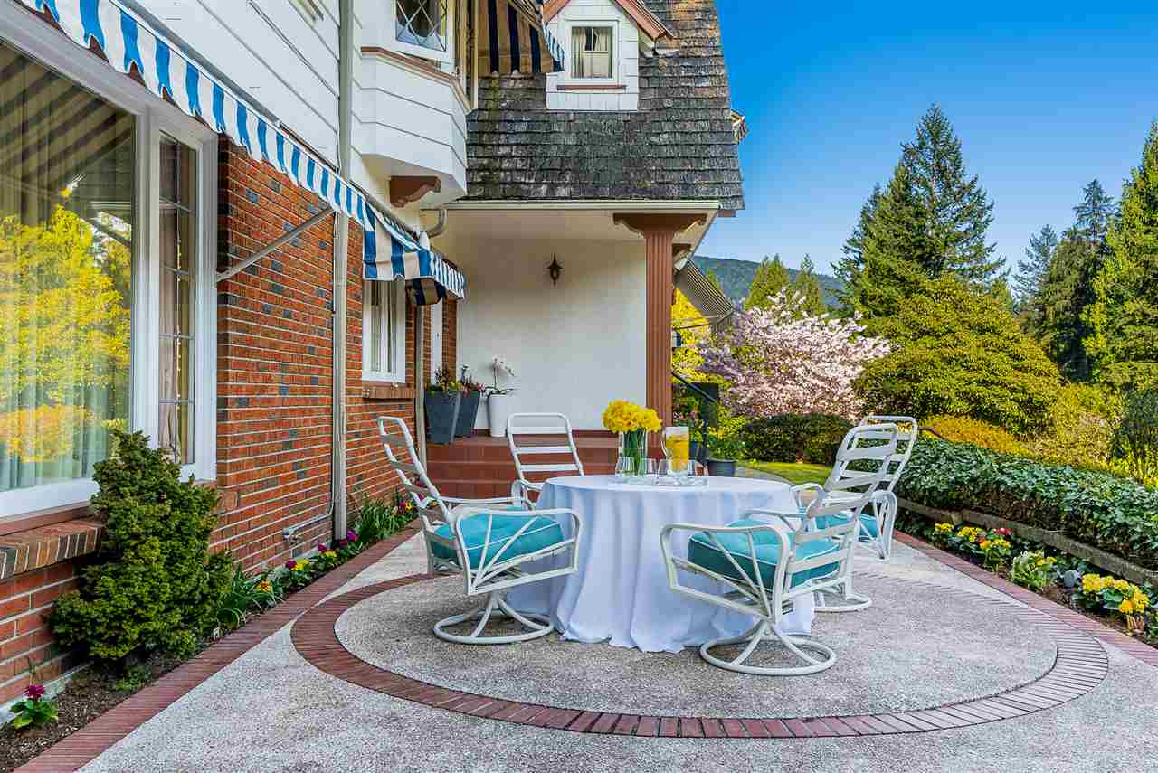 236 Onslow Place, West Vancouver 6