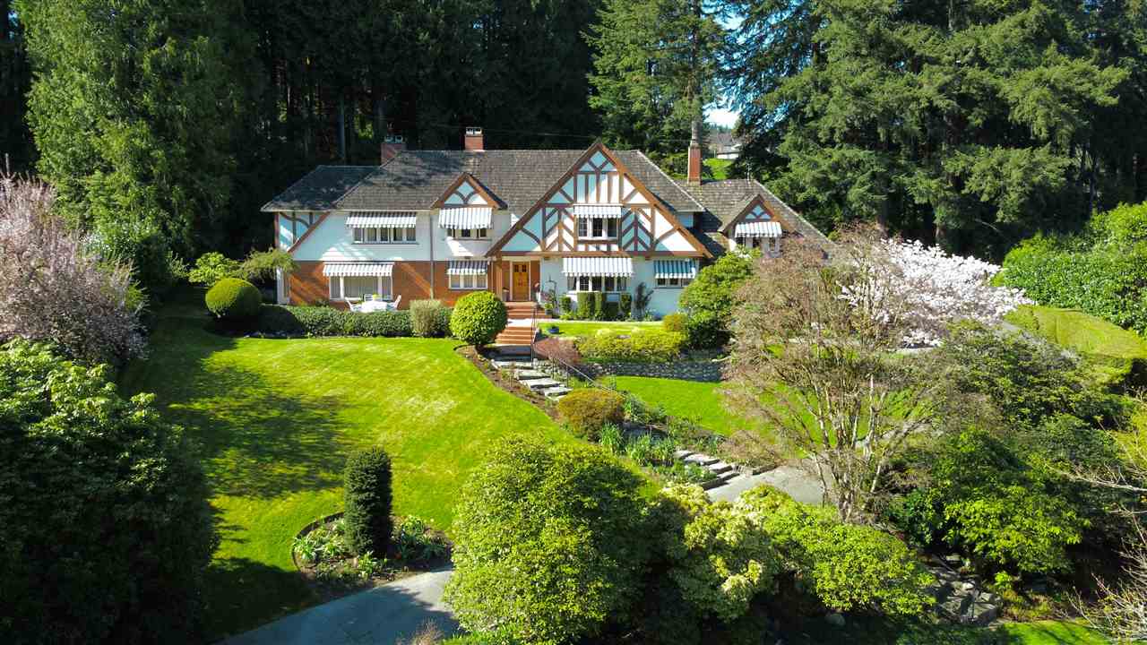 236 Onslow Place, West Vancouver