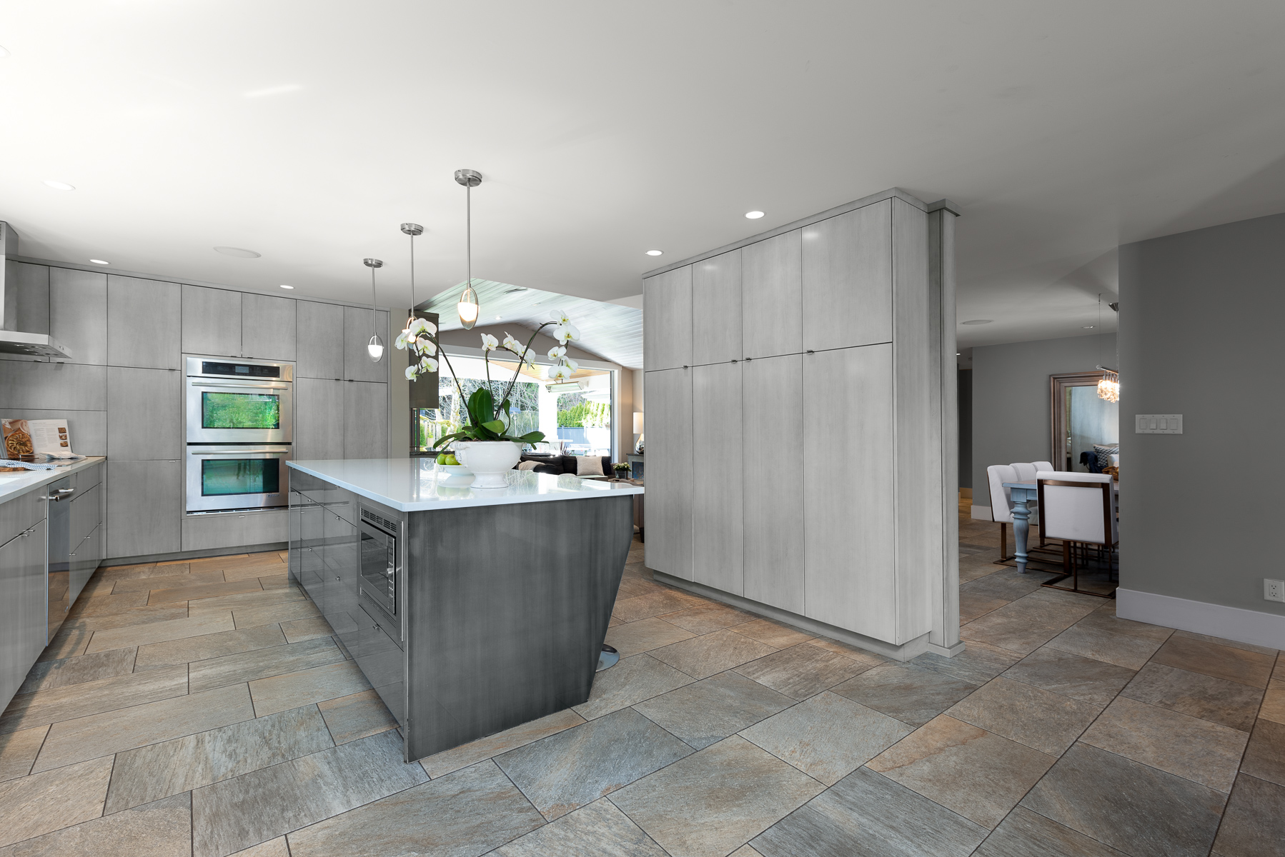4227 Lions Ave, North Vancouver 17