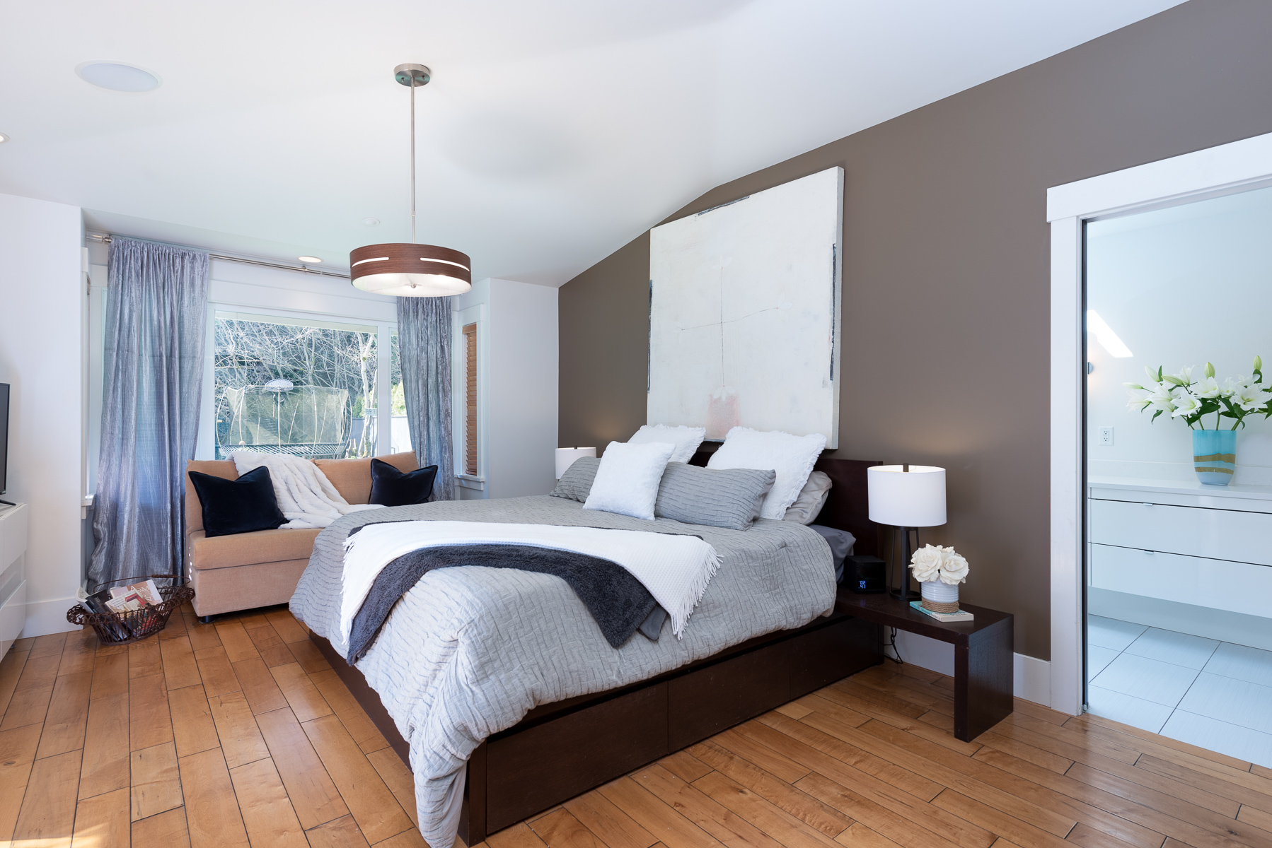 4227 Lions Ave, North Vancouver 24