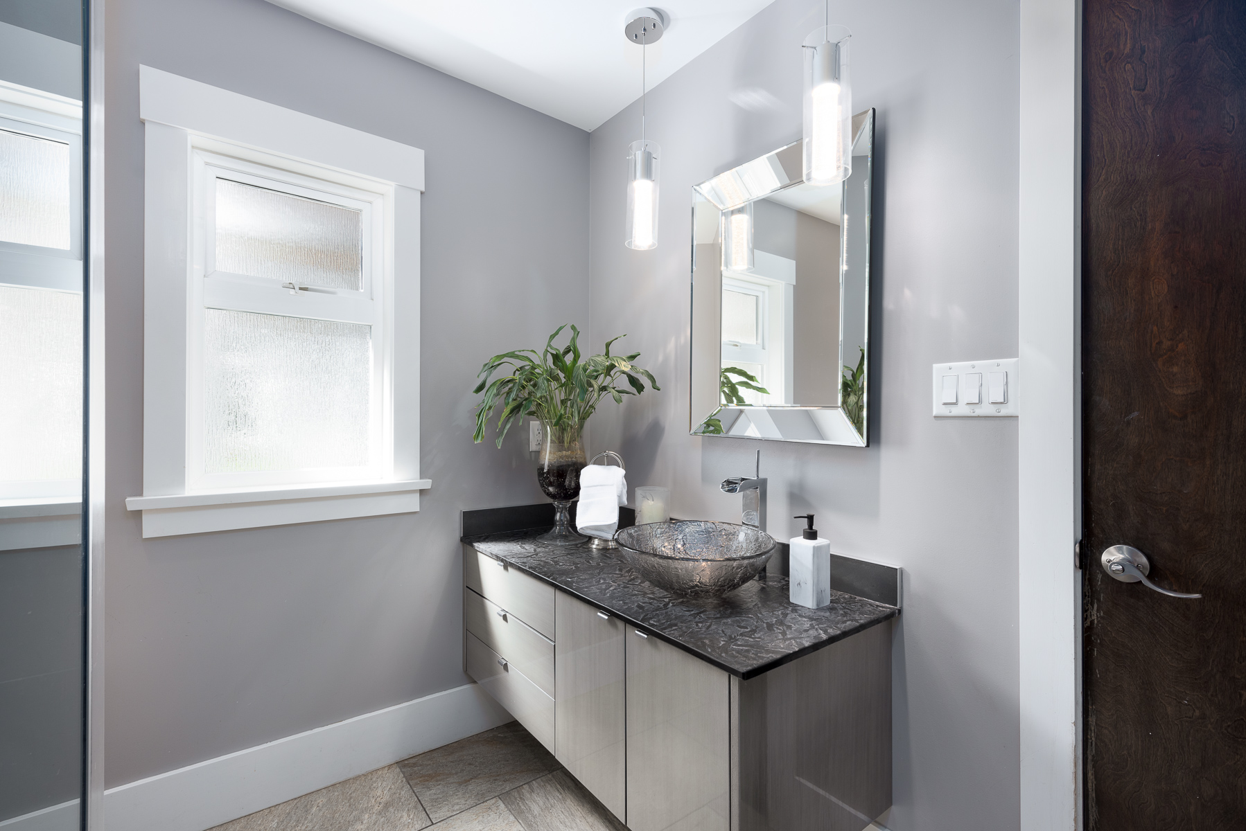 4227 Lions Ave, North Vancouver 32