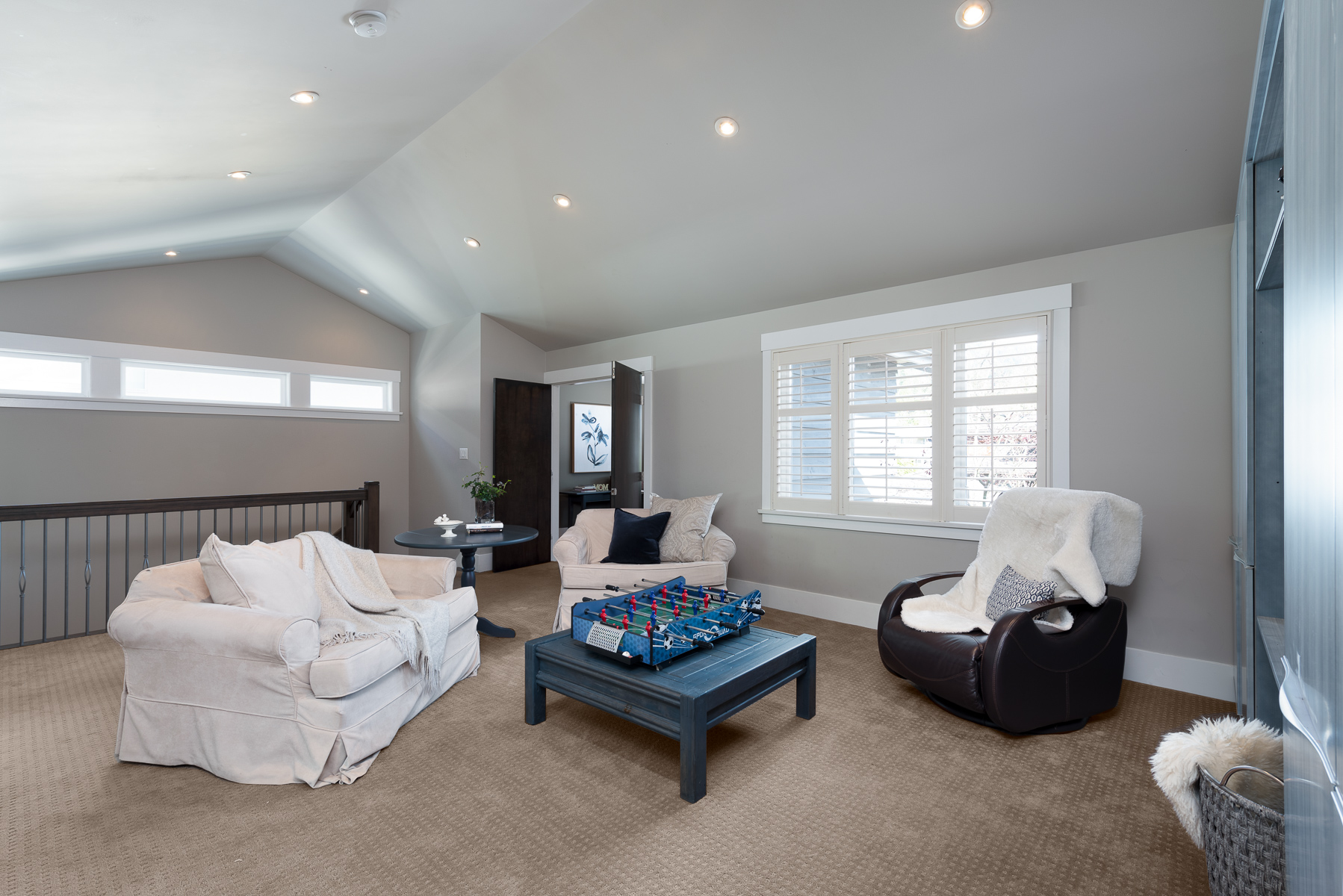 4227 Lions Ave, North Vancouver 35