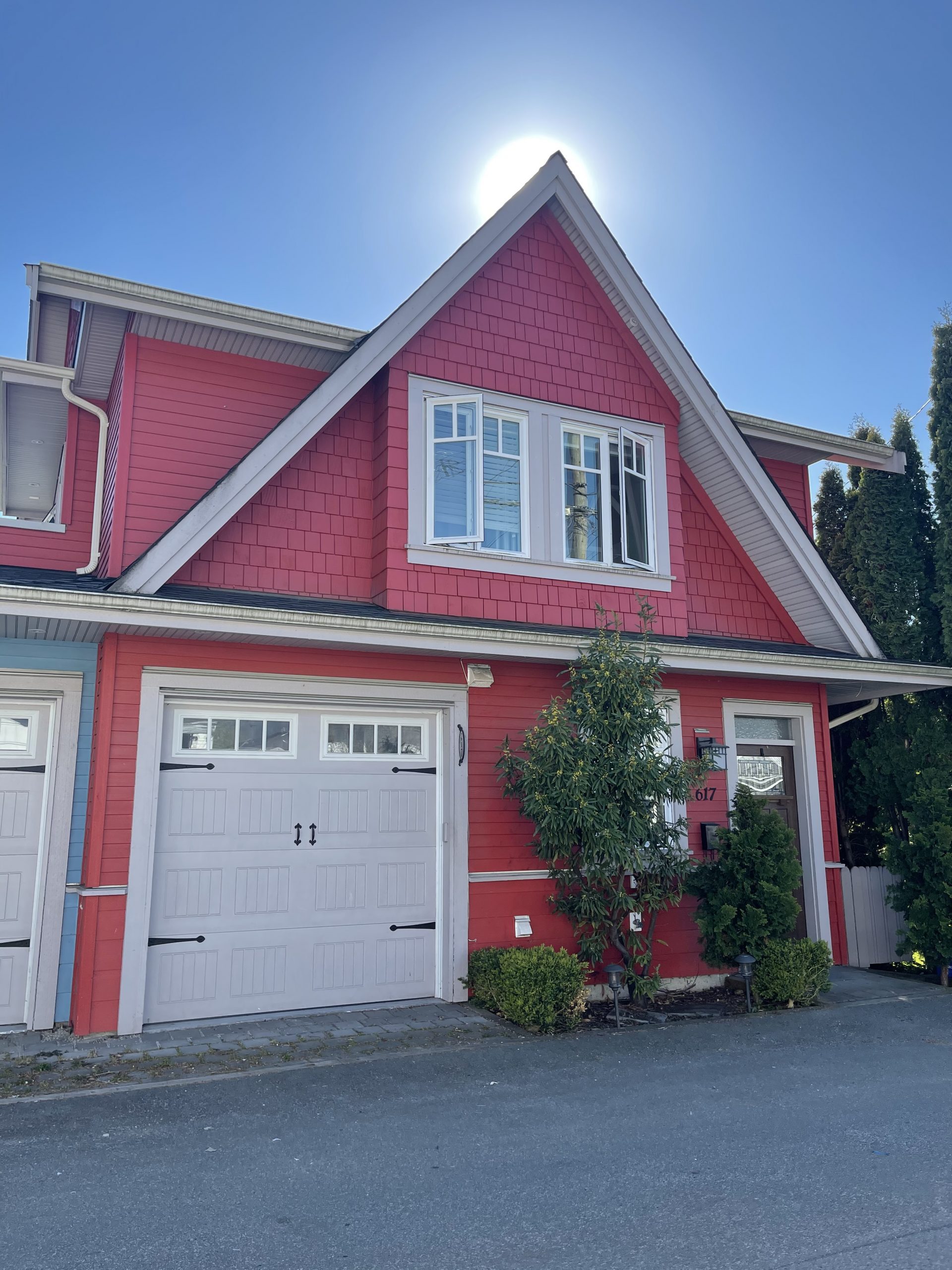 617 Mahon Ave, North Vancouver