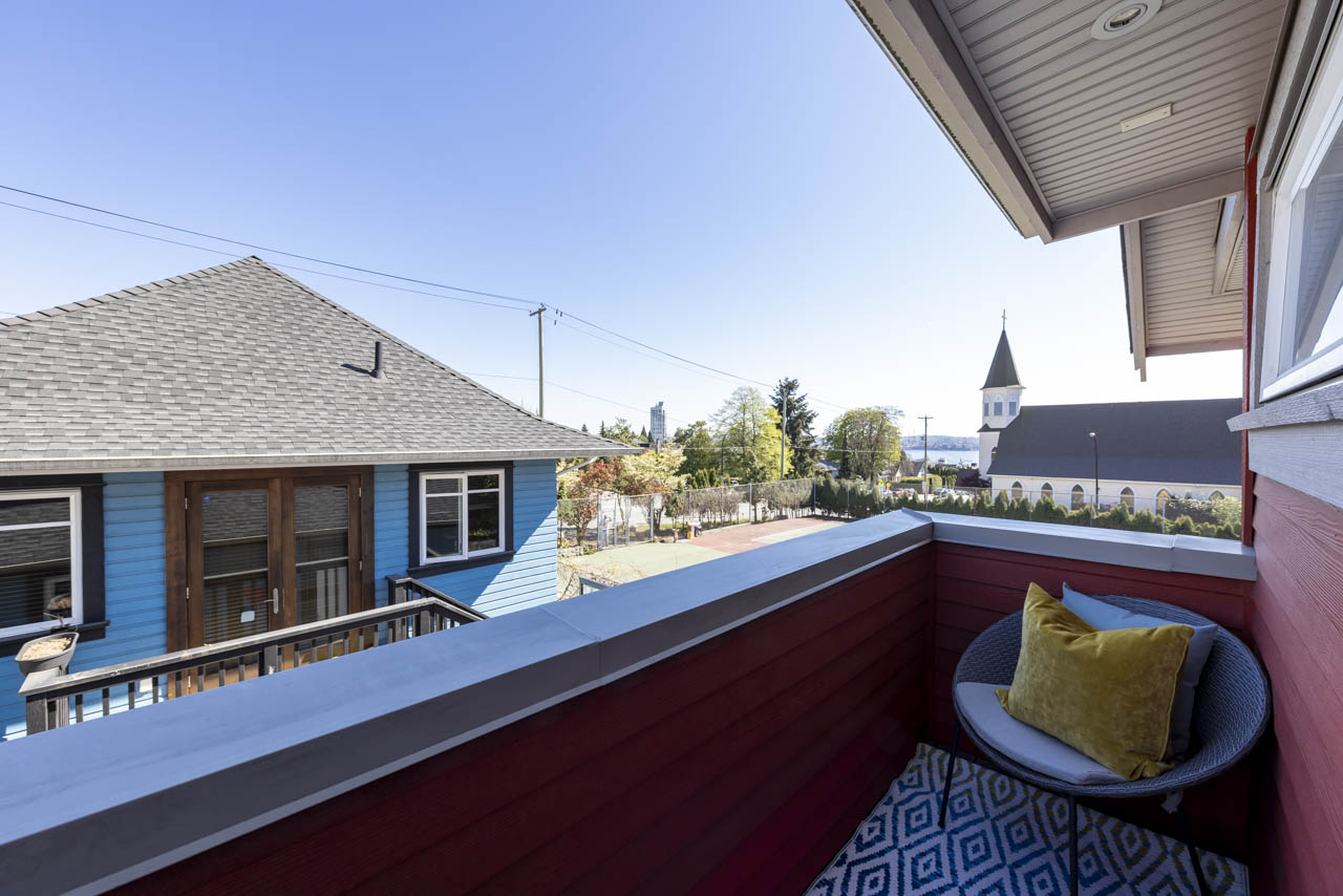 617 Mahon Ave, North Vancouver 33