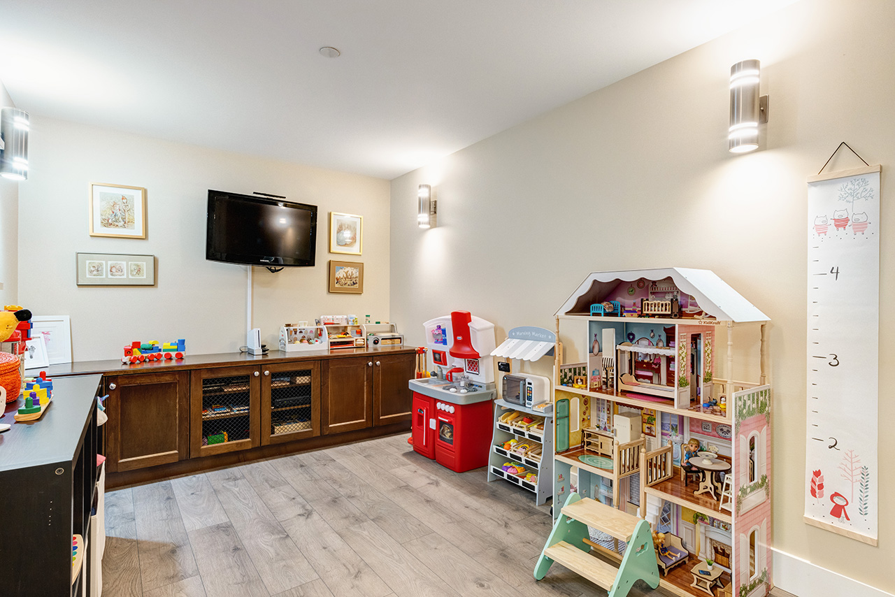 617 Mahon Ave, North Vancouver 36