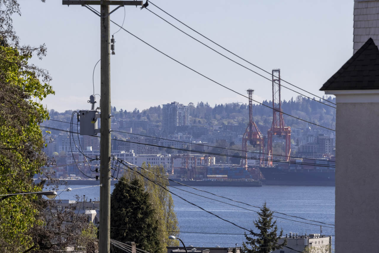 617 Mahon Ave, North Vancouver 32