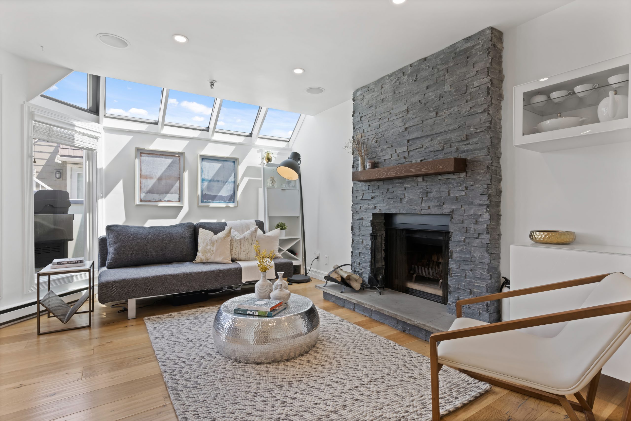 B2 - 1100 W 6th Ave, Vancouver 3