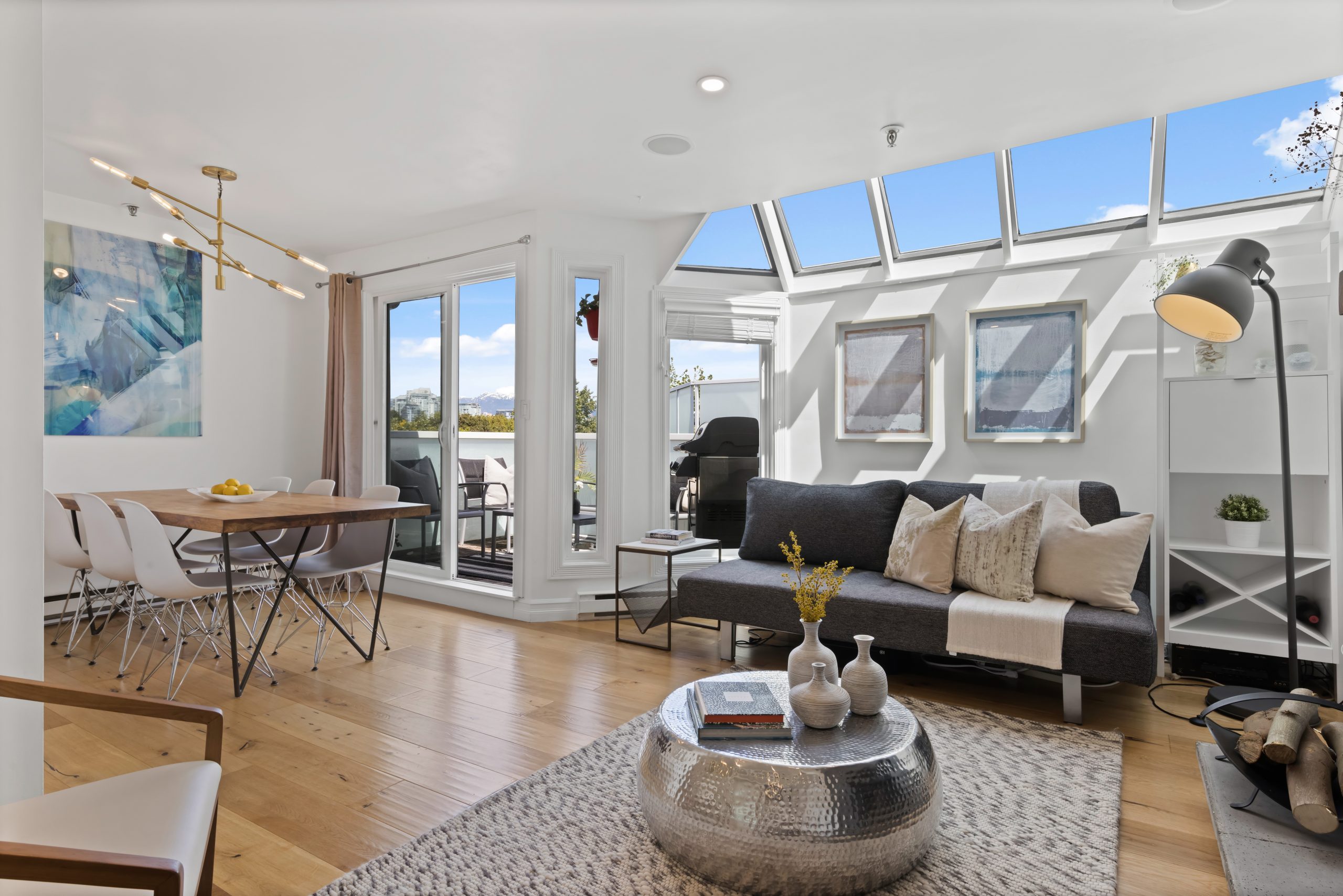 B2 - 1100 W 6th Ave, Vancouver