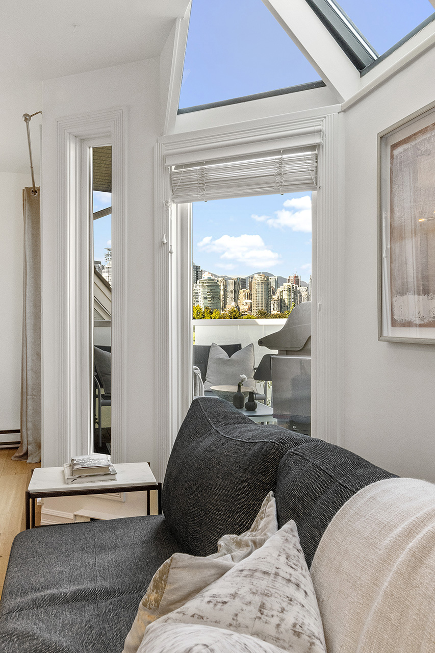 B2 - 1100 W 6th Ave, Vancouver 13