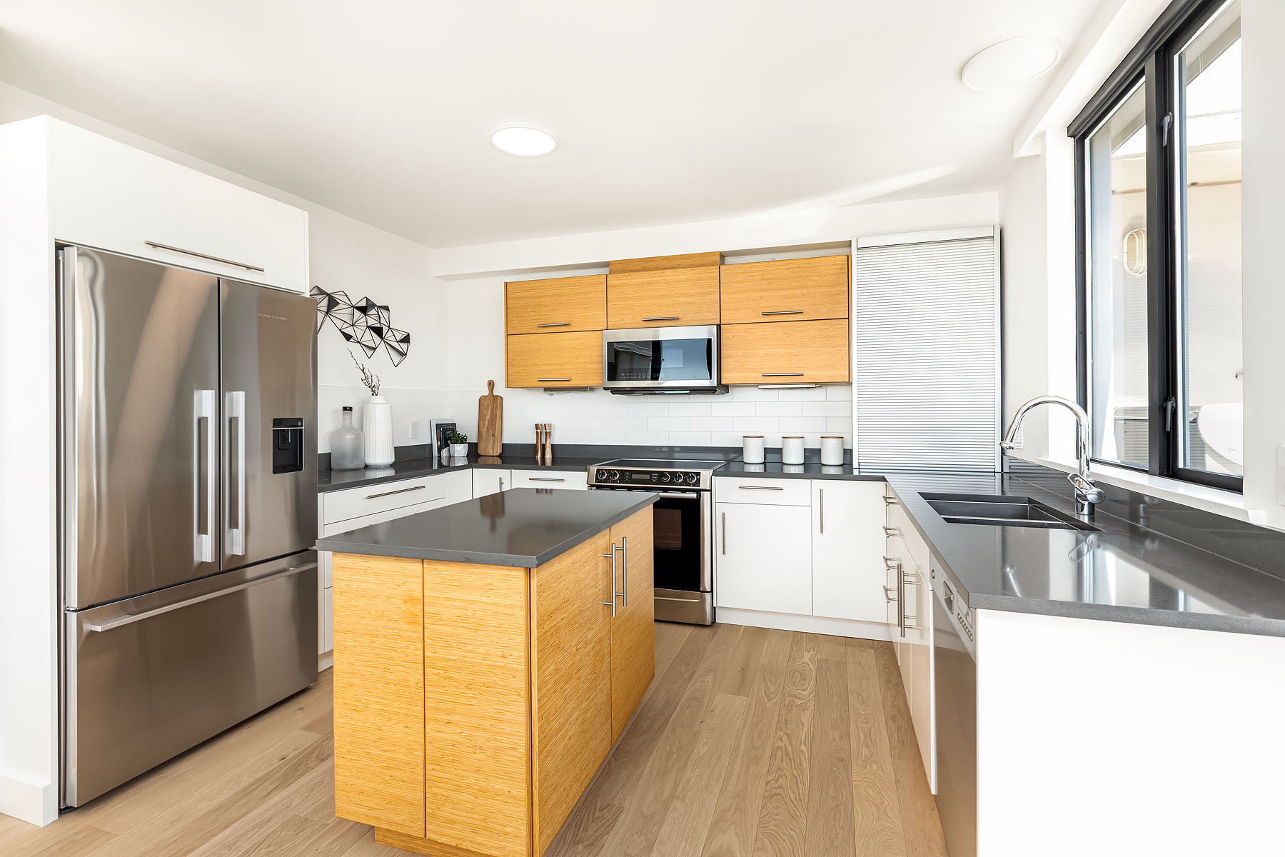 #1202 - 140 E 14th St, North Vancouver 10