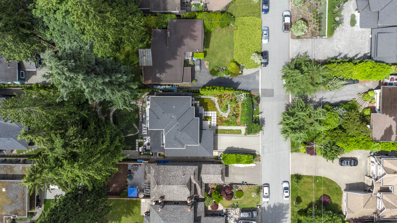 939 Clements Ave, North Vancouver 96
