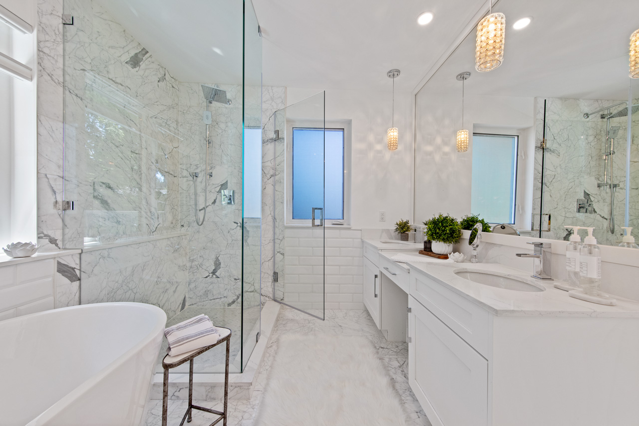 939 Clements Ave, North Vancouver 37