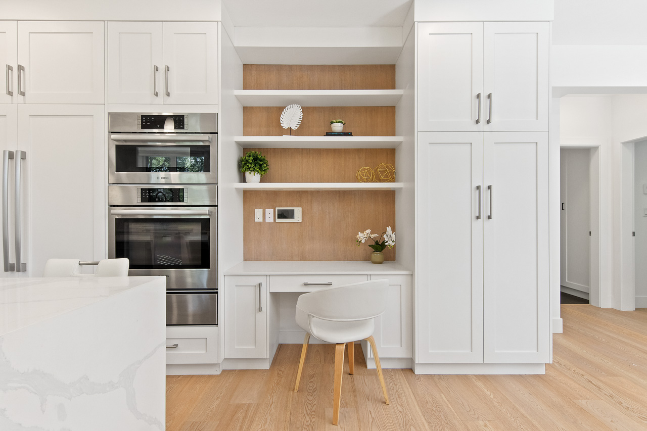 939 Clements Ave, North Vancouver 28