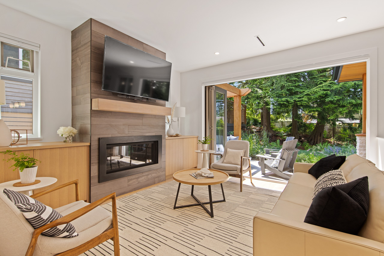 939 Clements Ave, North Vancouver 31