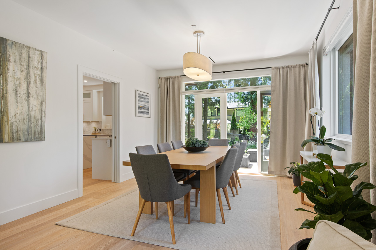 939 Clements Ave, North Vancouver 13