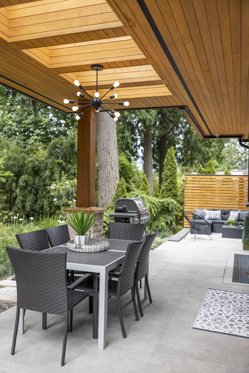 939 Clements Ave, North Vancouver 86