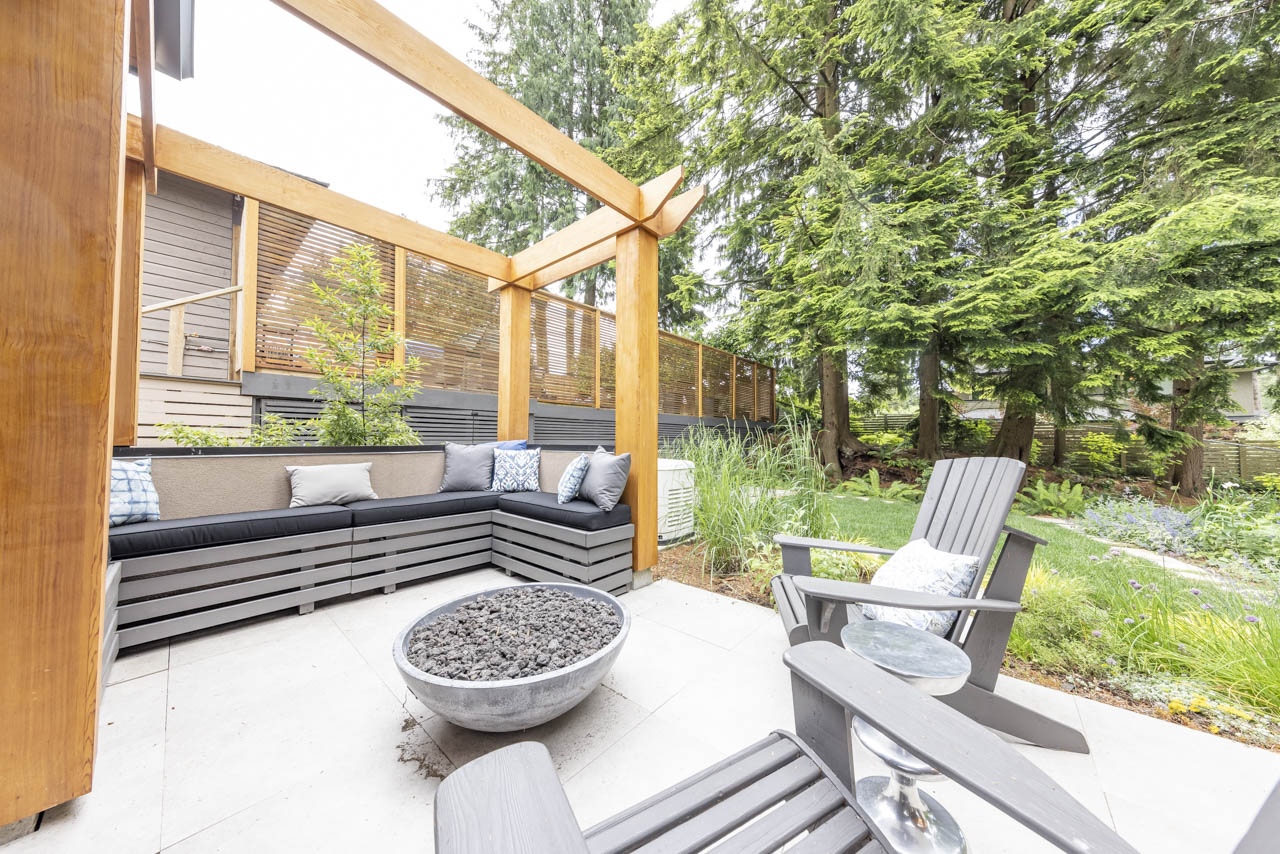 939 Clements Ave, North Vancouver 47