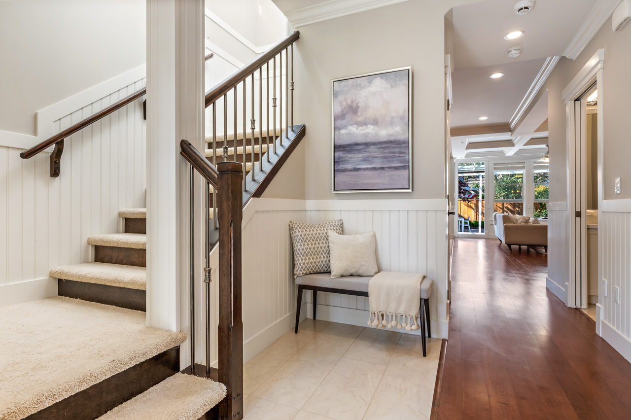 1098 Canyon Boulevard, North Vancouver 25