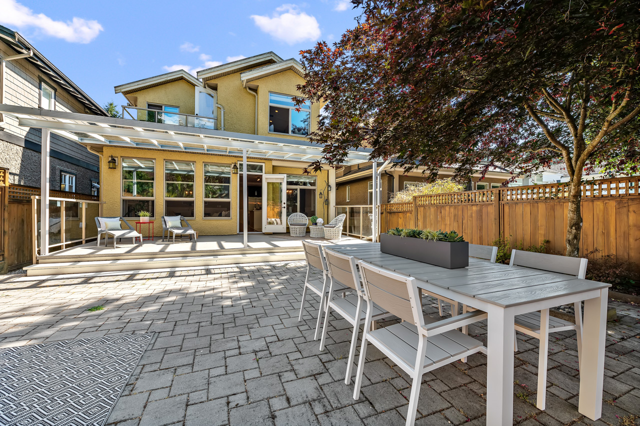1098 Canyon Boulevard, North Vancouver 22
