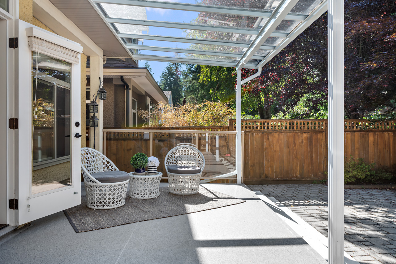 1098 Canyon Boulevard, North Vancouver 24