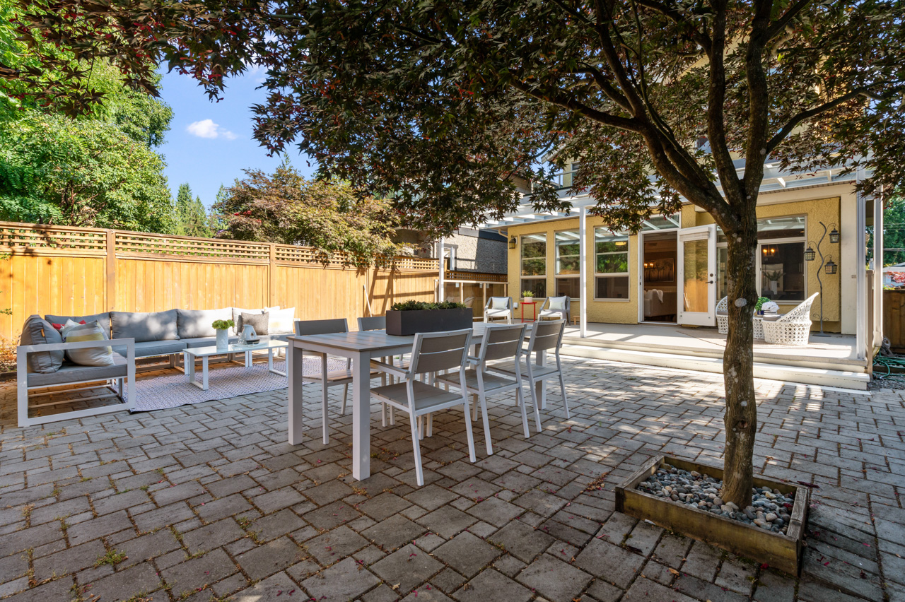 1098 Canyon Boulevard, North Vancouver 53