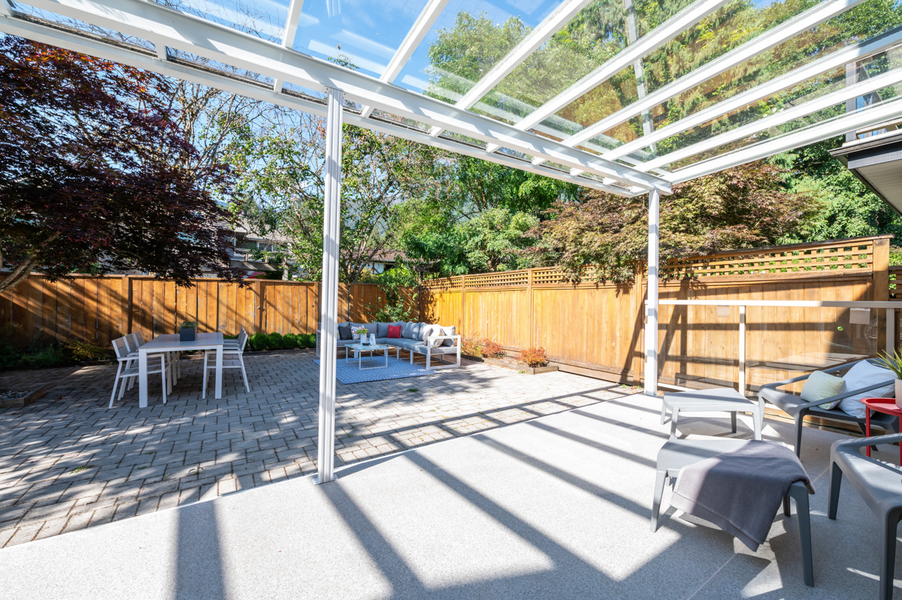 1098 Canyon Boulevard, North Vancouver 54
