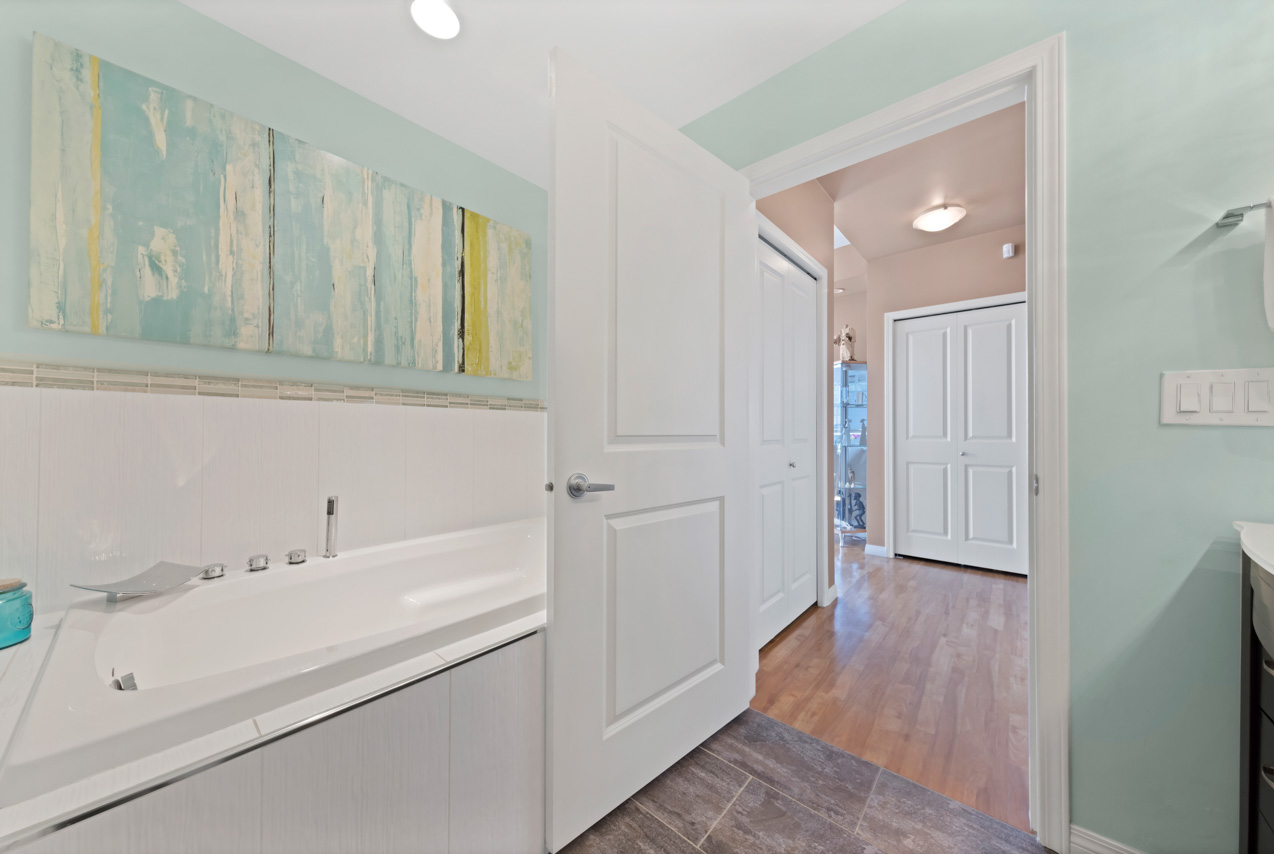 #1401 - 120 W 16th St, North Vancouver 42