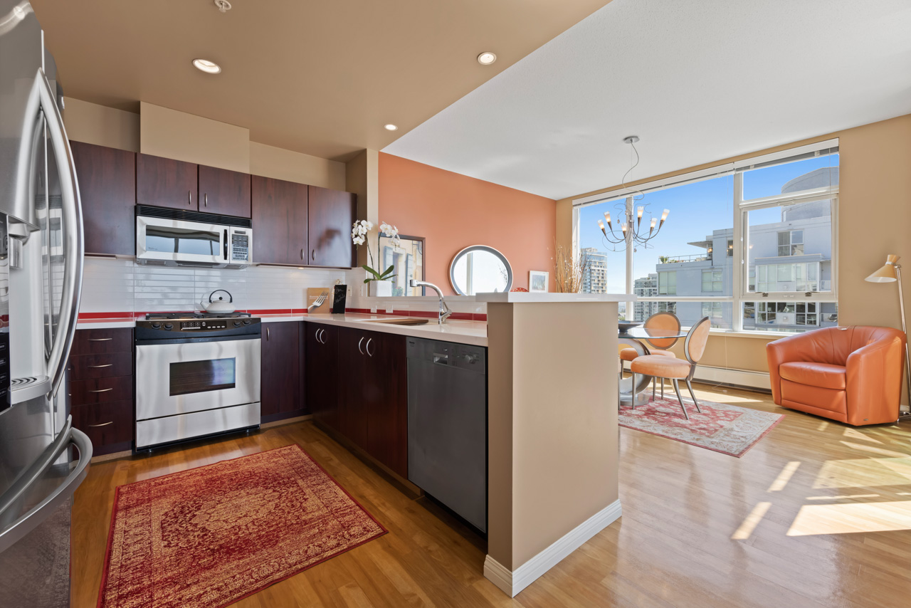 #1401 - 120 W 16th St, North Vancouver 14