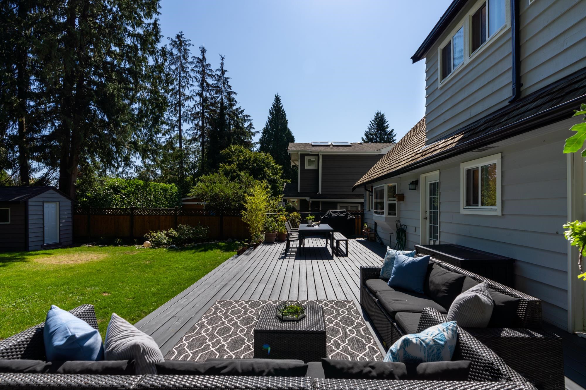 2704 Ailsa Crescent 27